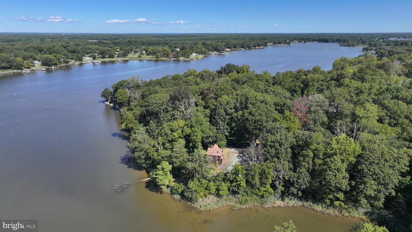 Queenstown, Maryland, 21658, United States, 4 Bedrooms Bedrooms, ,3 BathroomsBathrooms,Residential,Active,1998763