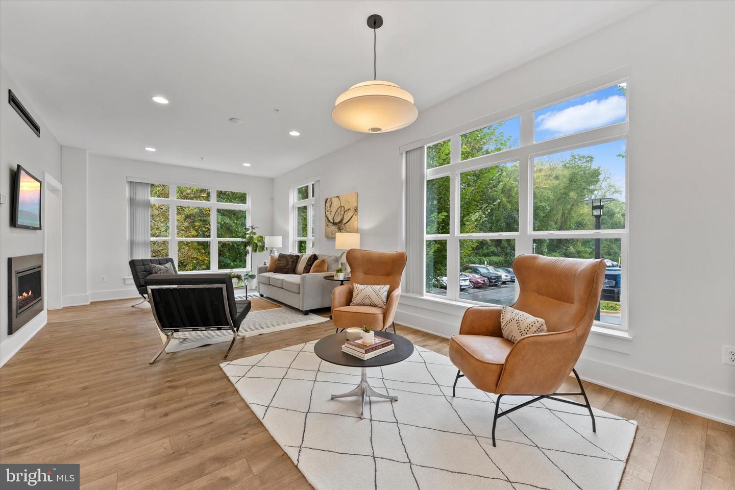 Potomac, Maryland, 20854, United States, 4 Bedrooms Bedrooms, ,5 BathroomsBathrooms,Residential,Active,1961966