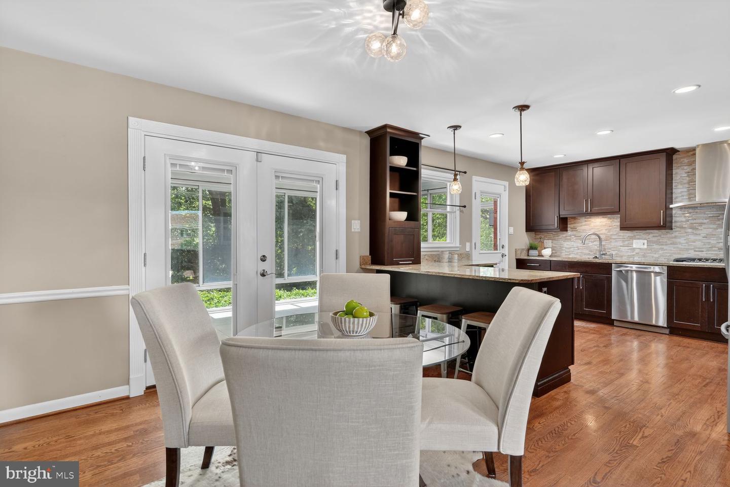 Falls Church, Virginia, 22043, United States, 4 Bedrooms Bedrooms, ,3 BathroomsBathrooms,Residential,Active,2045048