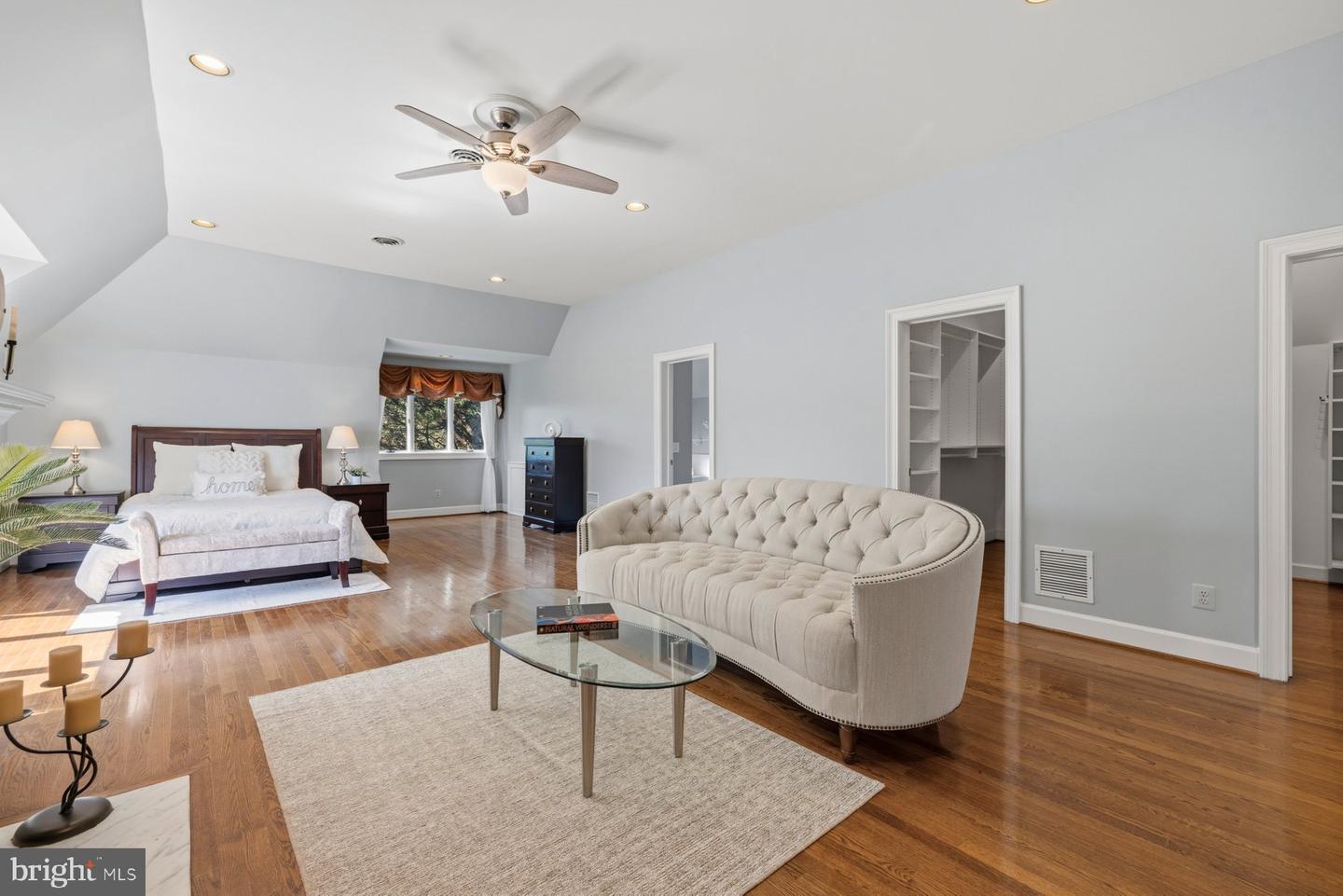 North Potomac, Maryland, 20878, United States, 5 Bedrooms Bedrooms, ,6 BathroomsBathrooms,Residential,Active,2045699