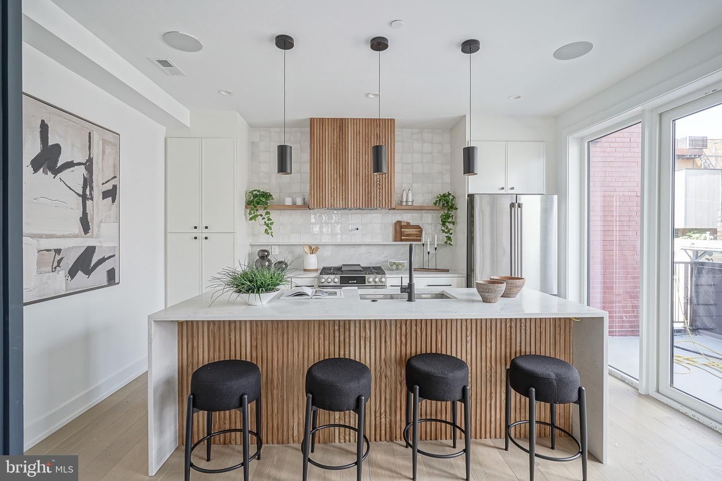 Philadelphia, Pennsylvania, 19125, United States, 4 Bedrooms Bedrooms, ,5 BathroomsBathrooms,Residential,Active,2045558