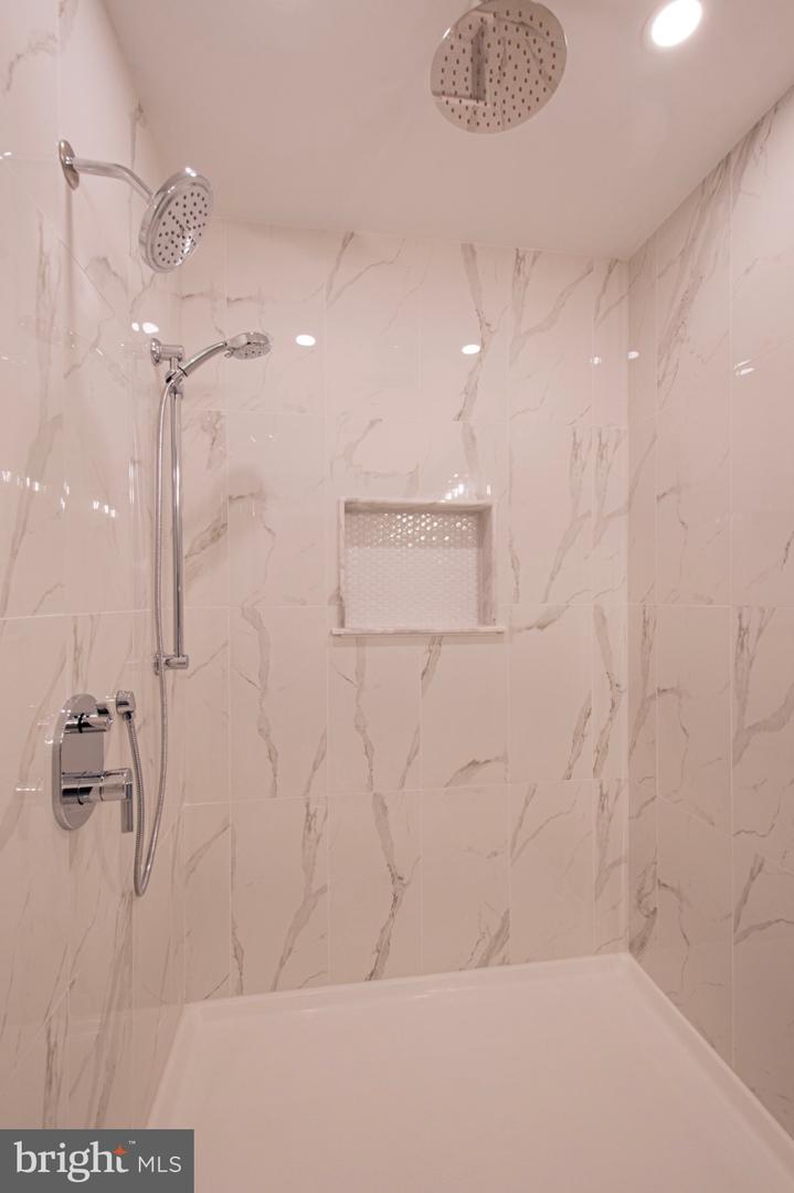 Paoli, Pennsylvania, 19301, United States, 4 Bedrooms Bedrooms, ,4 BathroomsBathrooms,Residential,Active,1953393