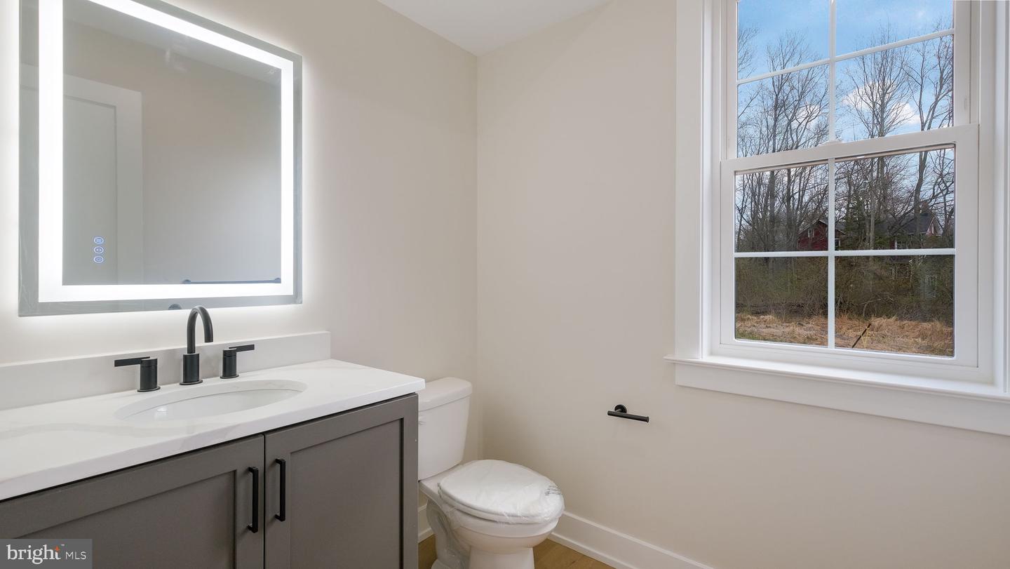 Doylestown, Pennsylvania, 18902, United States, 4 Bedrooms Bedrooms, ,5 BathroomsBathrooms,Residential,Active,1702887