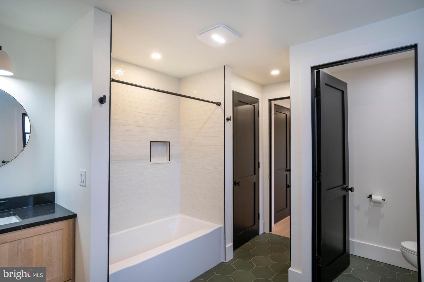 State College, Pennsylvania, 16801, United States, 5 Bedrooms Bedrooms, ,5 BathroomsBathrooms,Residential,Active,2010175