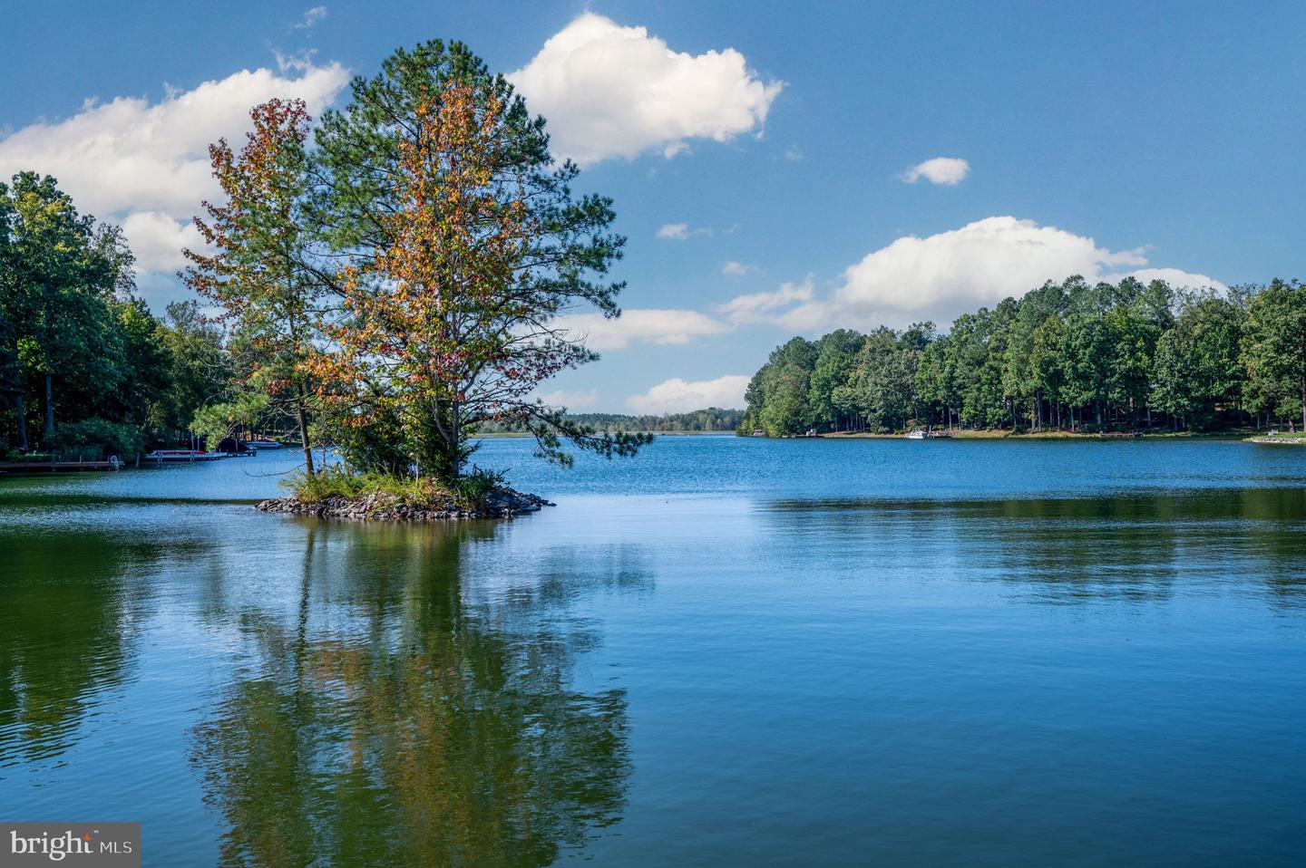 Spotsylvania, Virginia, 22551, United States, 5 Bedrooms Bedrooms, ,5 BathroomsBathrooms,Residential,Contingent,1893243