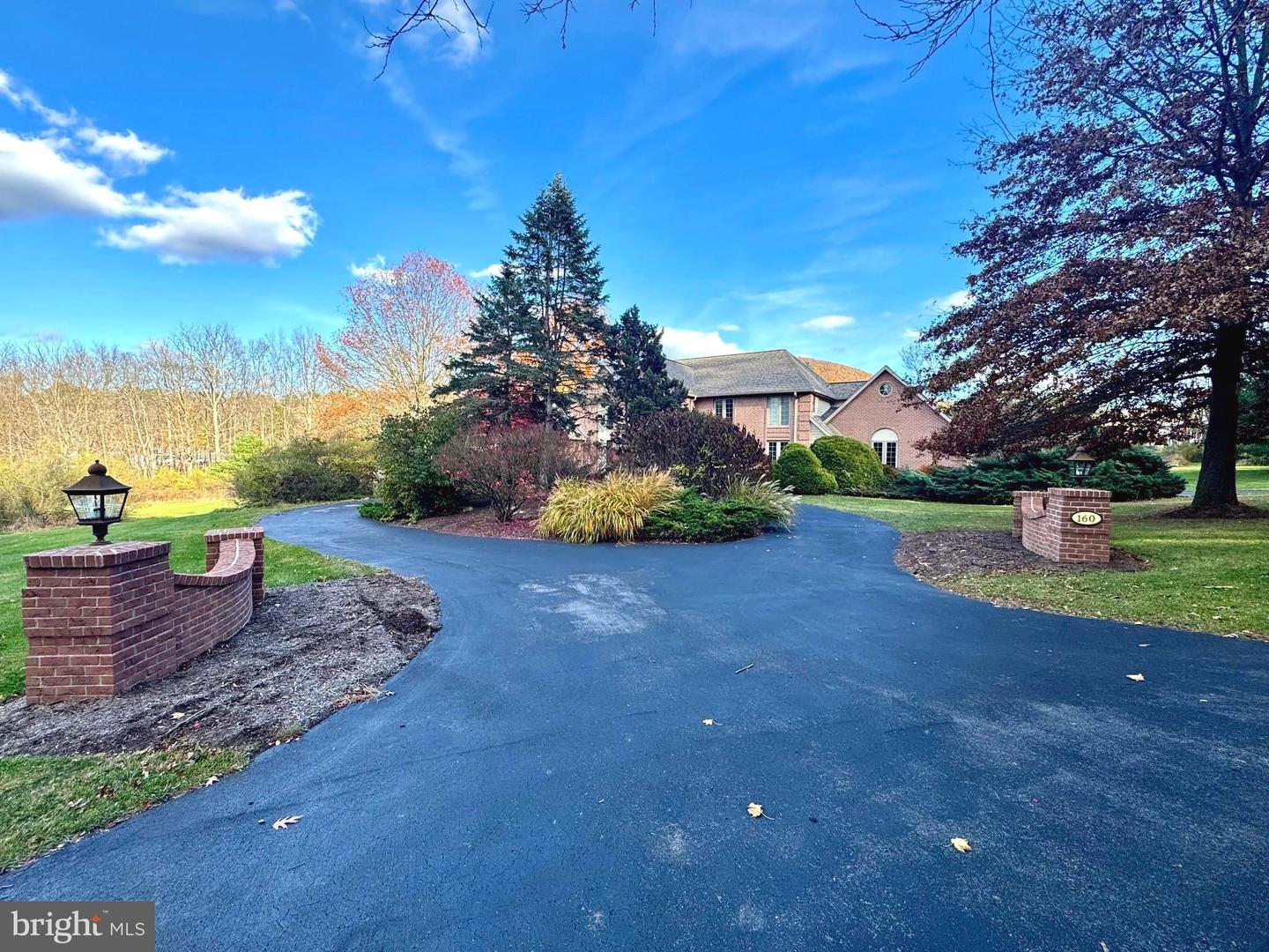 State College, Pennsylvania, 16801, United States, 4 Bedrooms Bedrooms, ,4 BathroomsBathrooms,Residential,Active,1988791