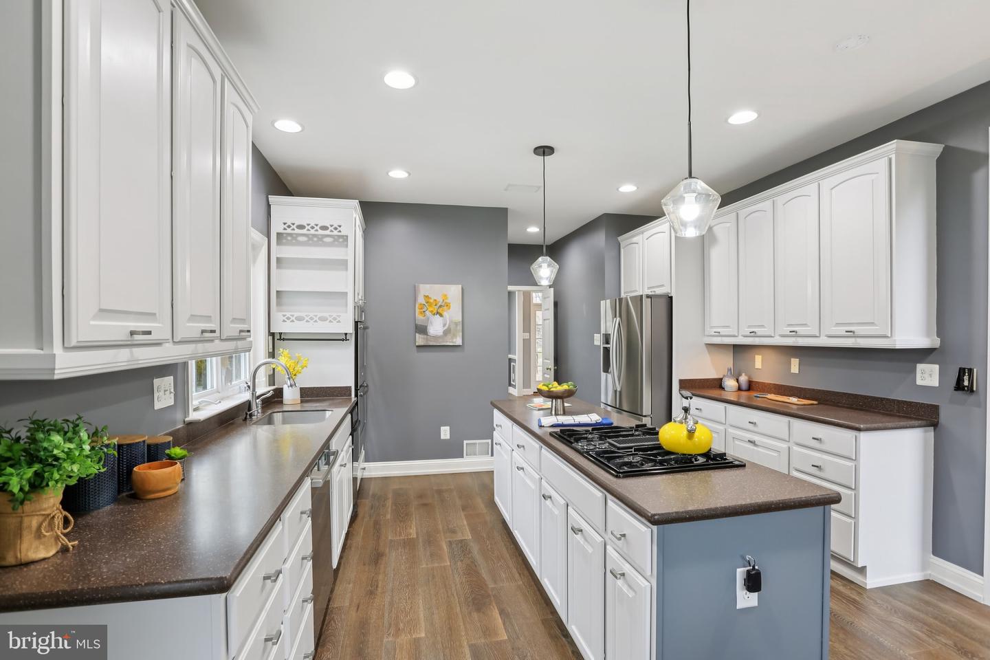 Clarksburg, Maryland, 20871, United States, 5 Bedrooms Bedrooms, ,4 BathroomsBathrooms,Residential,Active,2025637