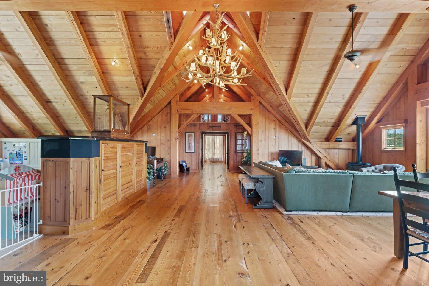 Waterford, Virginia, 20197, United States, 4 Bedrooms Bedrooms, ,5 BathroomsBathrooms,Residential,Active,1771409