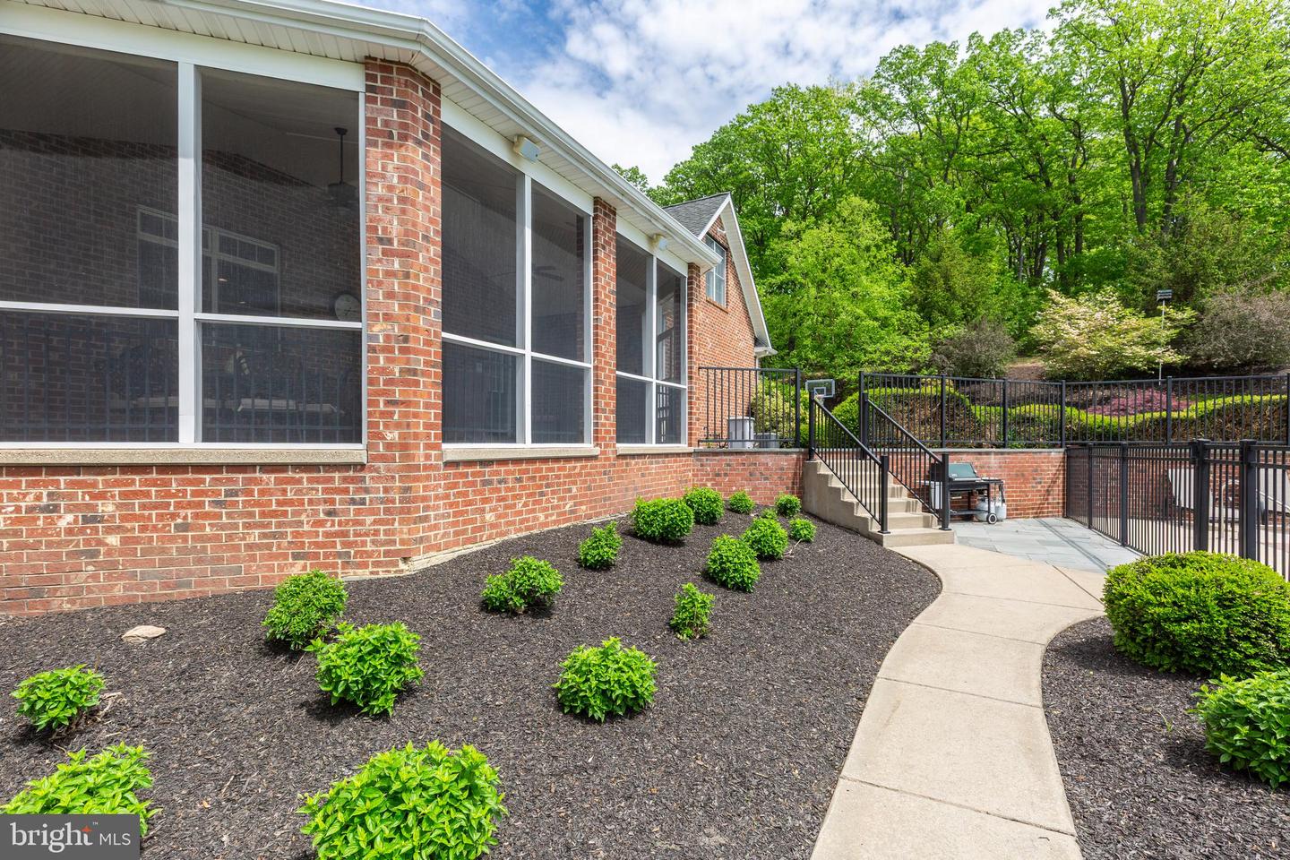 New Windsor, Maryland, 21776, United States, ,5 BathroomsBathrooms,Residential,Active,1829926
