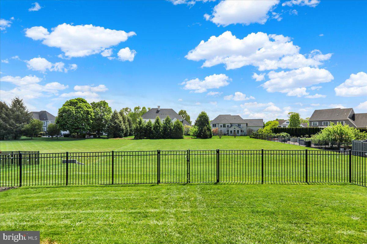 Lititz, Pennsylvania, 17543, United States, 5 Bedrooms Bedrooms, ,6 BathroomsBathrooms,Residential,Active,2045017