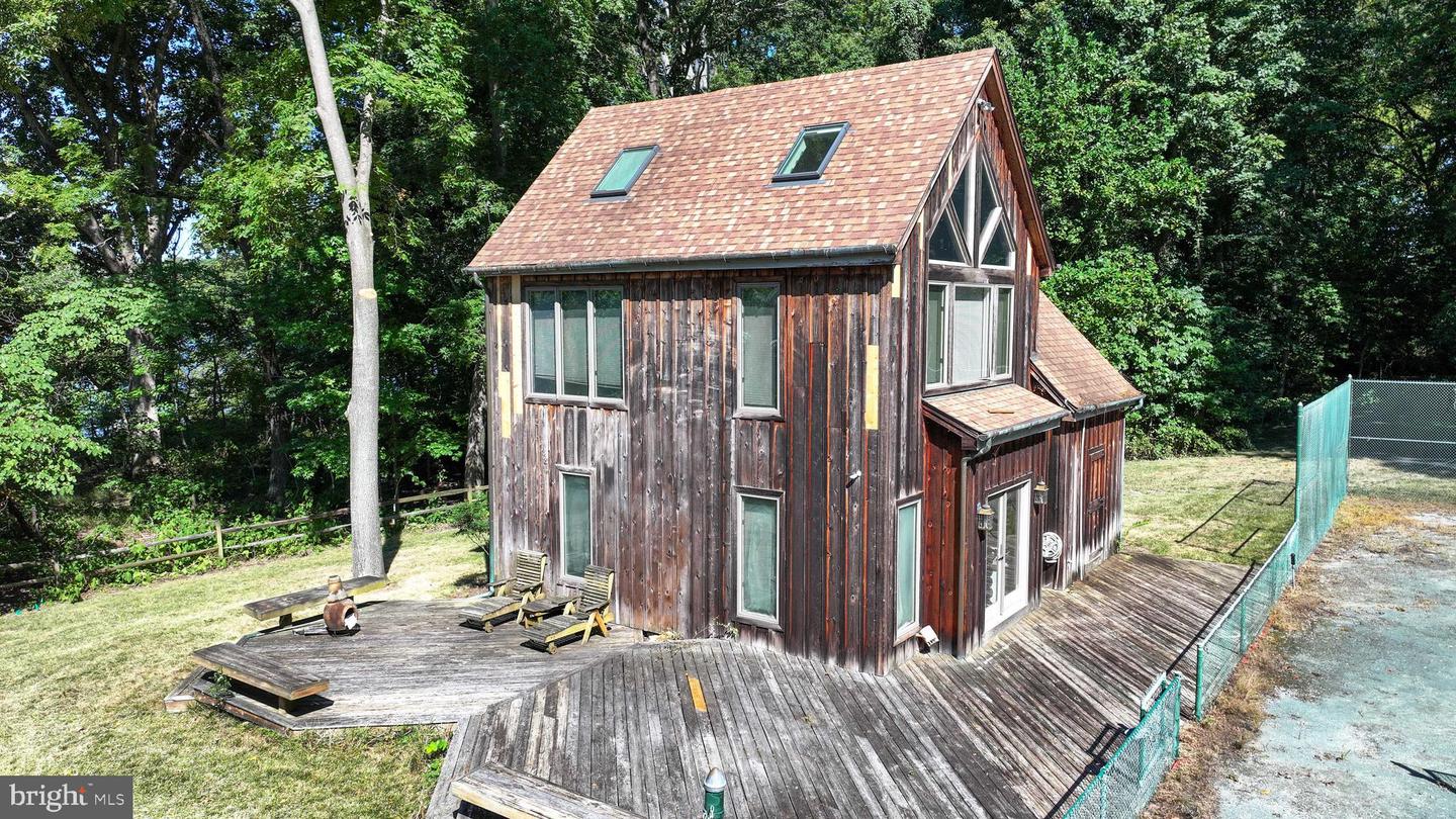 Queenstown, Maryland, 21658, United States, 4 Bedrooms Bedrooms, ,3 BathroomsBathrooms,Residential,Active,1998763