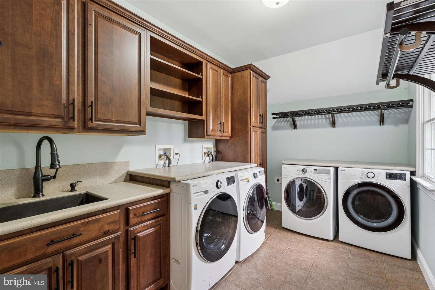 Kennett Square, Pennsylvania, 19348, United States, 5 Bedrooms Bedrooms, ,7 BathroomsBathrooms,Residential,Active,1953669