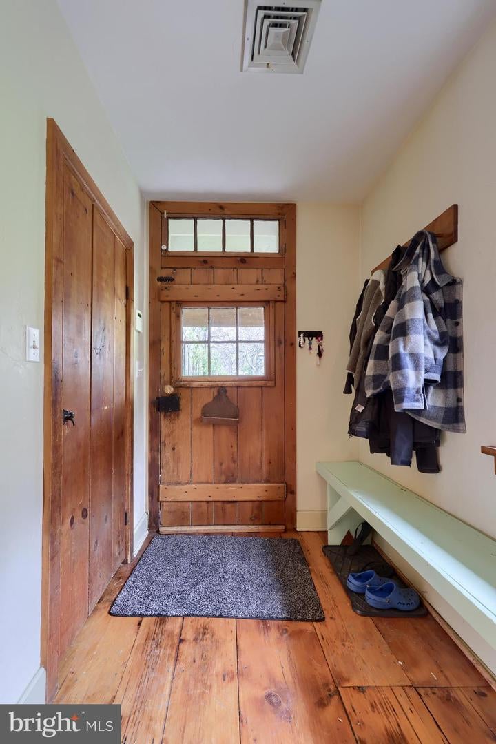 Reading, Pennsylvania, 19606, United States, 5 Bedrooms Bedrooms, ,4 BathroomsBathrooms,Residential,Active,2045028