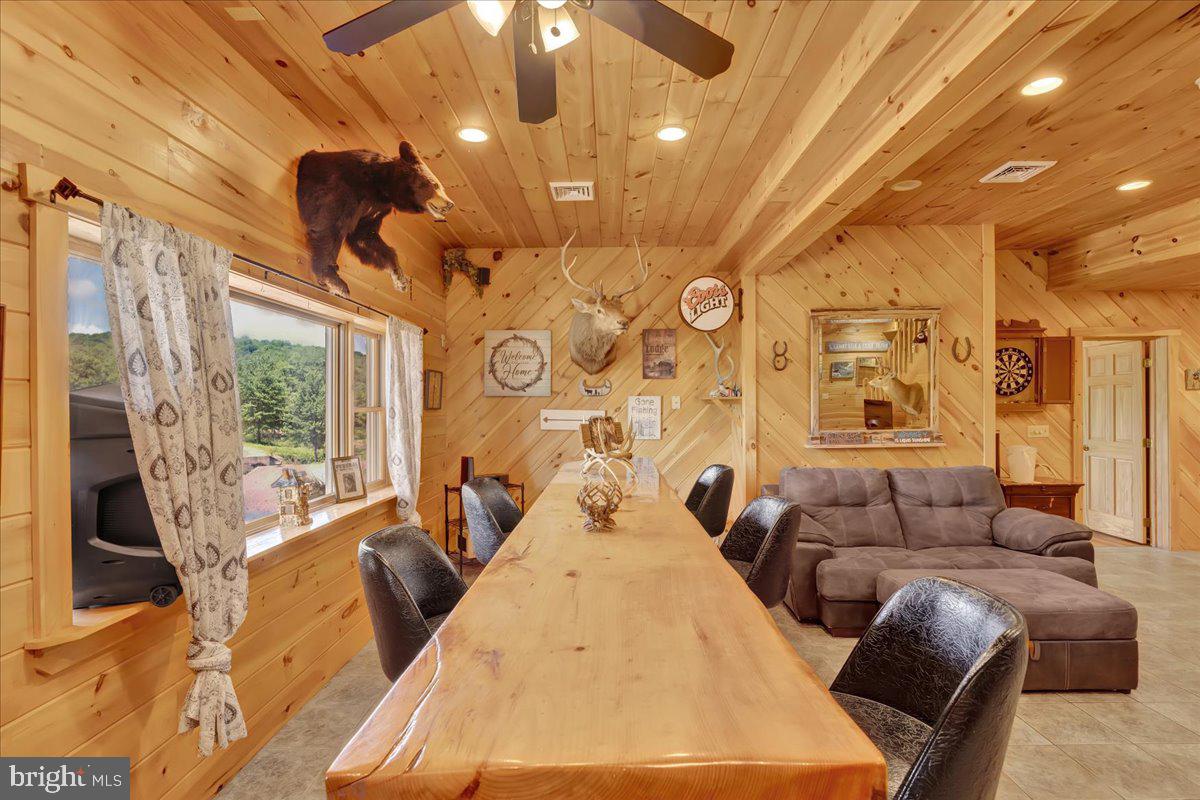 White Haven, Pennsylvania, 18661, United States, 5 Bedrooms Bedrooms, ,3 BathroomsBathrooms,Residential,Active,1888981