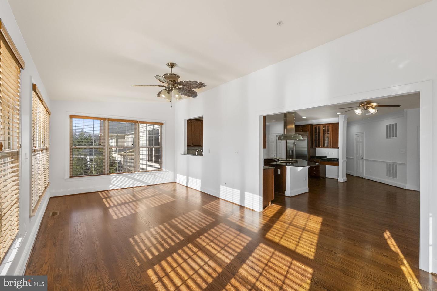 Clarksburg, Maryland, 20871, United States, 5 Bedrooms Bedrooms, ,5 BathroomsBathrooms,Residential,Active,2001354