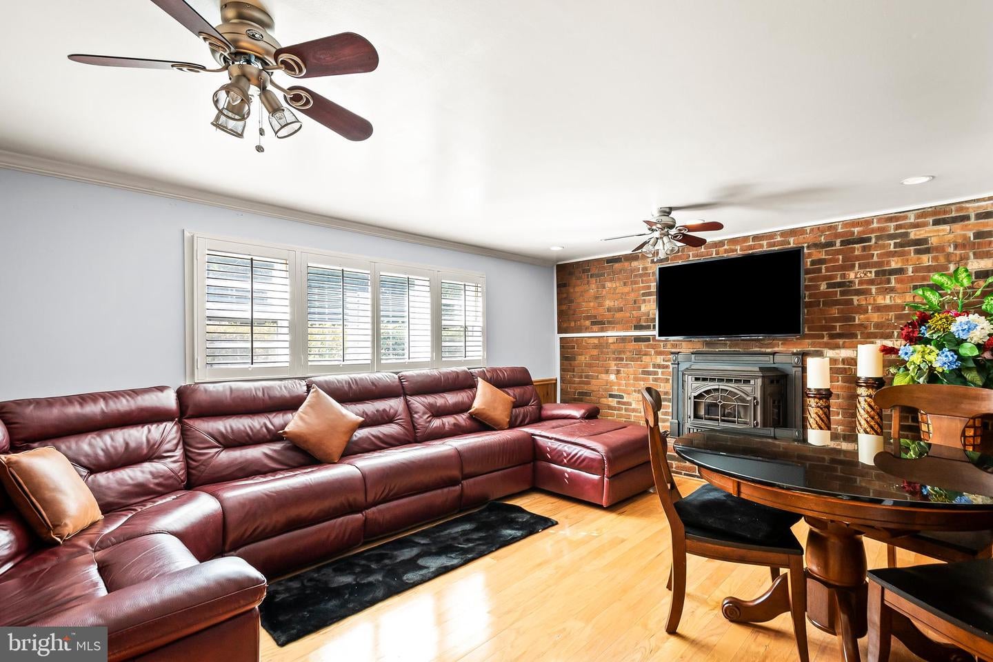 Annandale, Virginia, 22003, United States, 4 Bedrooms Bedrooms, ,3 BathroomsBathrooms,Residential,Active,1969677