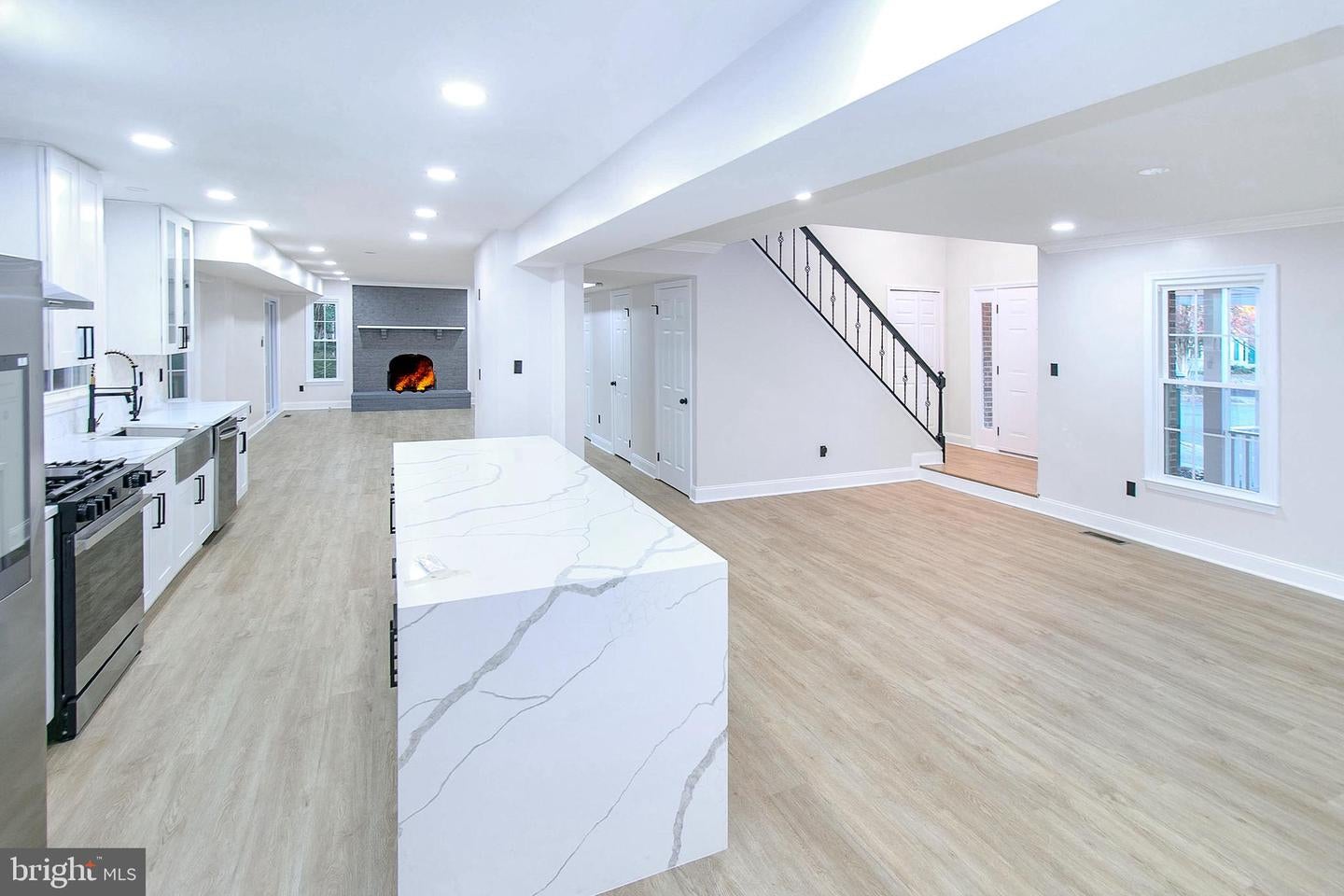 Ashburn, Virginia, 20147, United States, 5 Bedrooms Bedrooms, ,4 BathroomsBathrooms,Residential,Active,1988483