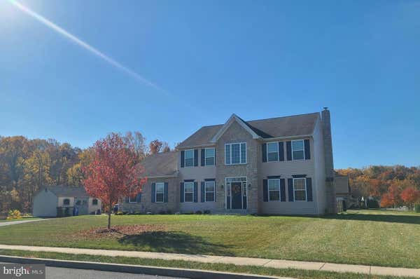 100 PLEASANT VIEW DR, DOUGLASSVILLE, PA 19518 - Image 1