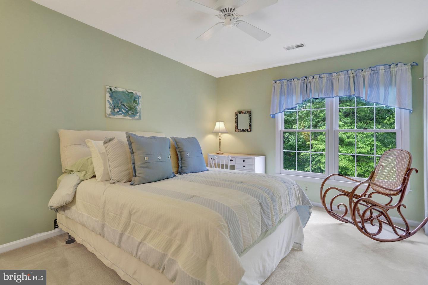 Lorton, Virginia, 22079, United States, 4 Bedrooms Bedrooms, ,4 BathroomsBathrooms,Residential,Active,2045767