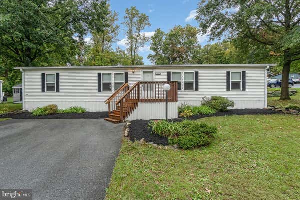 151 SUN VALLEY RD, ELIZABETHTOWN, PA 17022 - Image 1