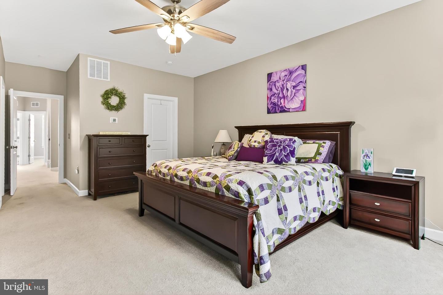 Fairfax, Virginia, 22033, United States, 4 Bedrooms Bedrooms, ,5 BathroomsBathrooms,Residential,Active,1992238