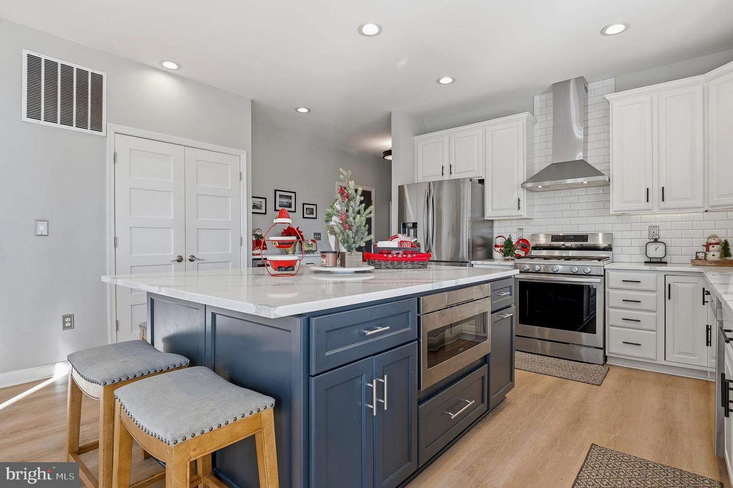 Woodbine, Maryland, 21797, United States, 5 Bedrooms Bedrooms, ,5 BathroomsBathrooms,Residential,Active,2007971