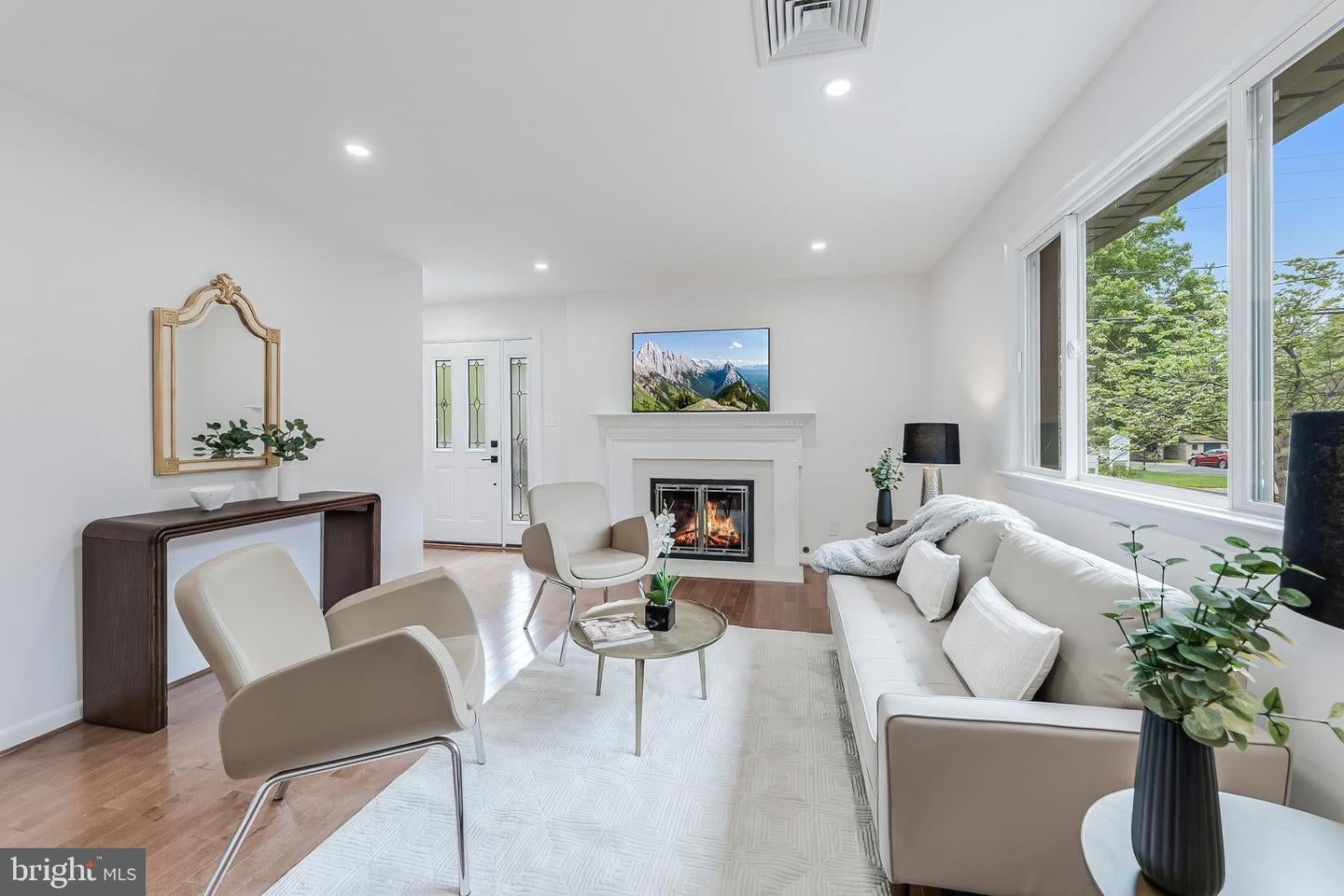 Arlington, Virginia, 22204, United States, 4 Bedrooms Bedrooms, ,3 BathroomsBathrooms,Residential,Active,2045018