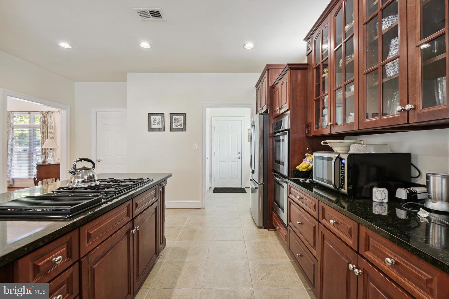 Woodbridge, Virginia, 22192, United States, 5 Bedrooms Bedrooms, ,5 BathroomsBathrooms,Residential,Active,2045542
