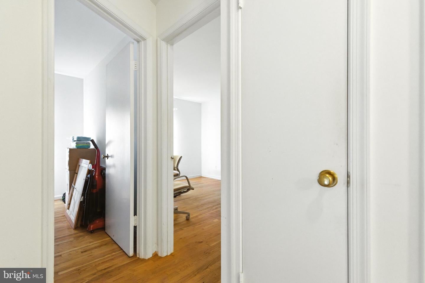 Mclean, Virginia, 22101, United States, 5 Bedrooms Bedrooms, ,3 BathroomsBathrooms,Residential,Active,1929396