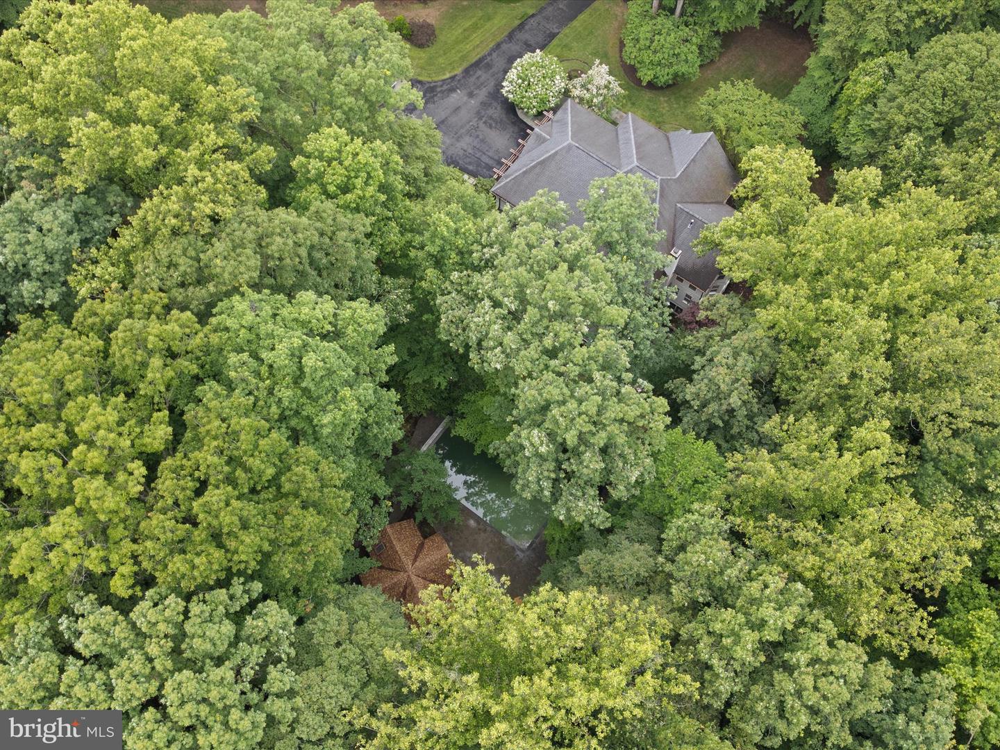 Fairfax Station, Virginia, 22039, United States, 5 Bedrooms Bedrooms, ,5 BathroomsBathrooms,Residential,Active,1943756