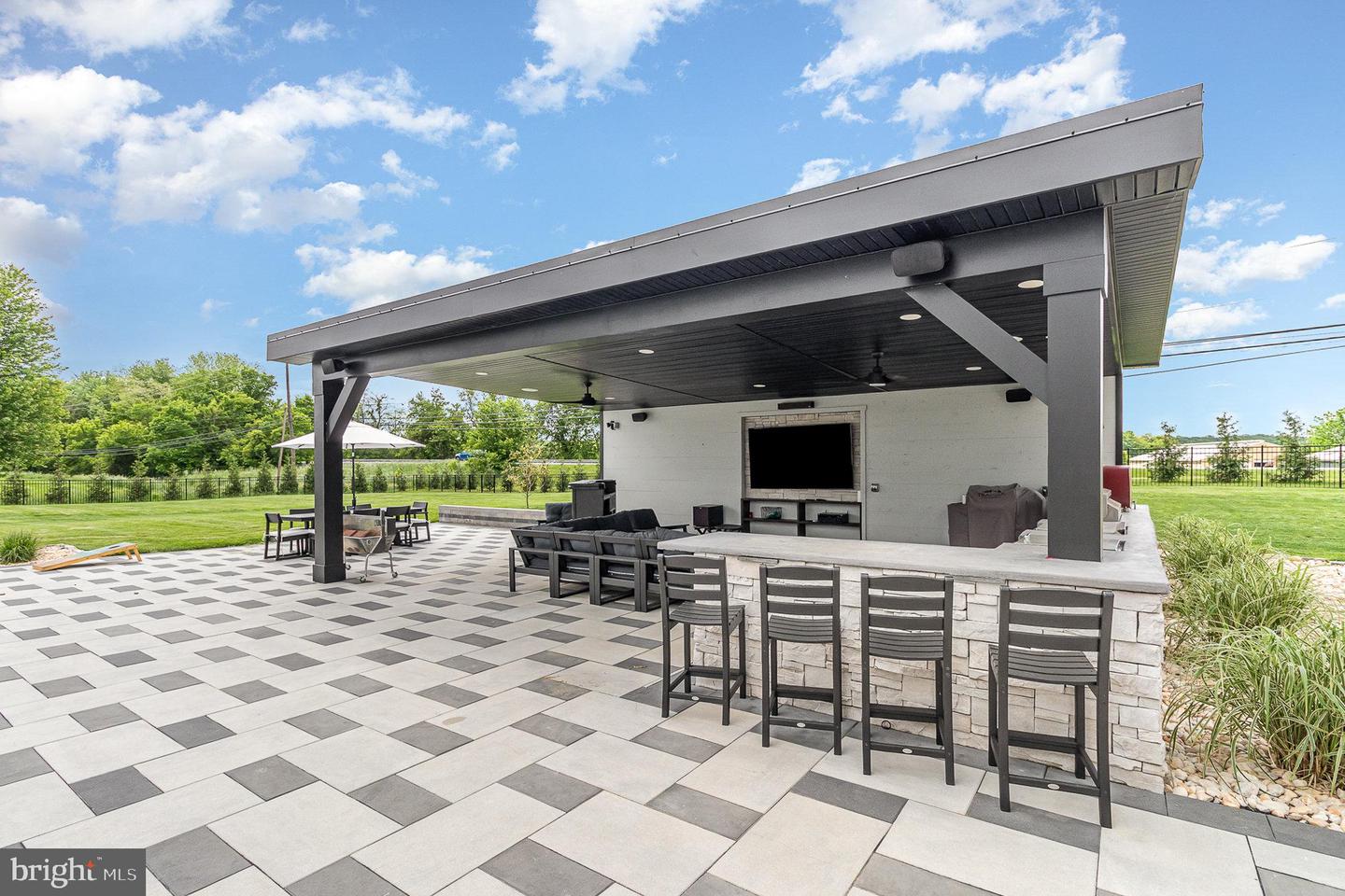 Mechanicsburg, Pennsylvania, 17050, United States, 5 Bedrooms Bedrooms, ,6 BathroomsBathrooms,Residential,Active,1905048