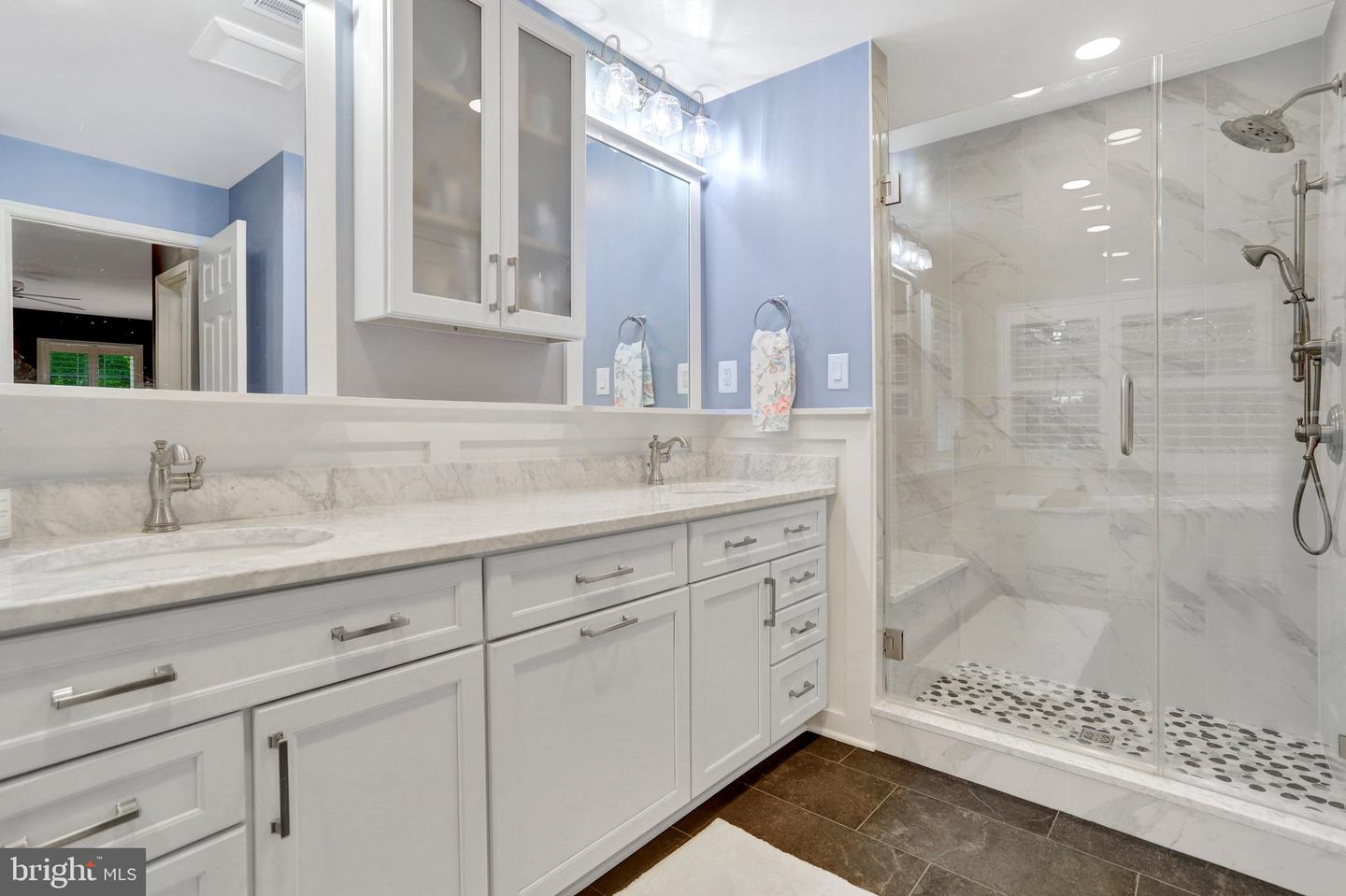 Lorton, Virginia, 22079, United States, 4 Bedrooms Bedrooms, ,4 BathroomsBathrooms,Residential,Active,2045767
