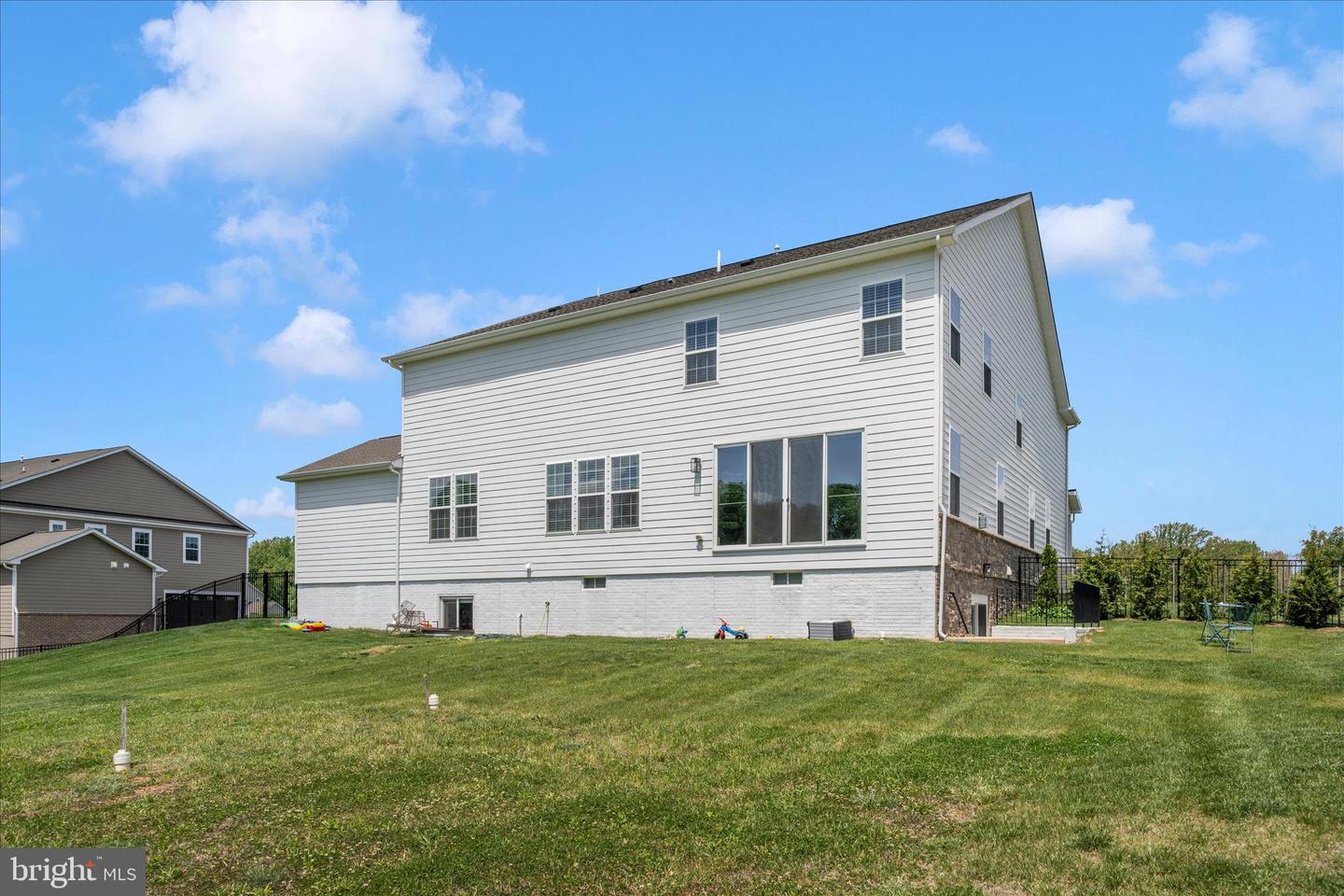 Germantown, Maryland, 20874, United States, 7 Bedrooms Bedrooms, ,6 BathroomsBathrooms,Residential,Active,2045016