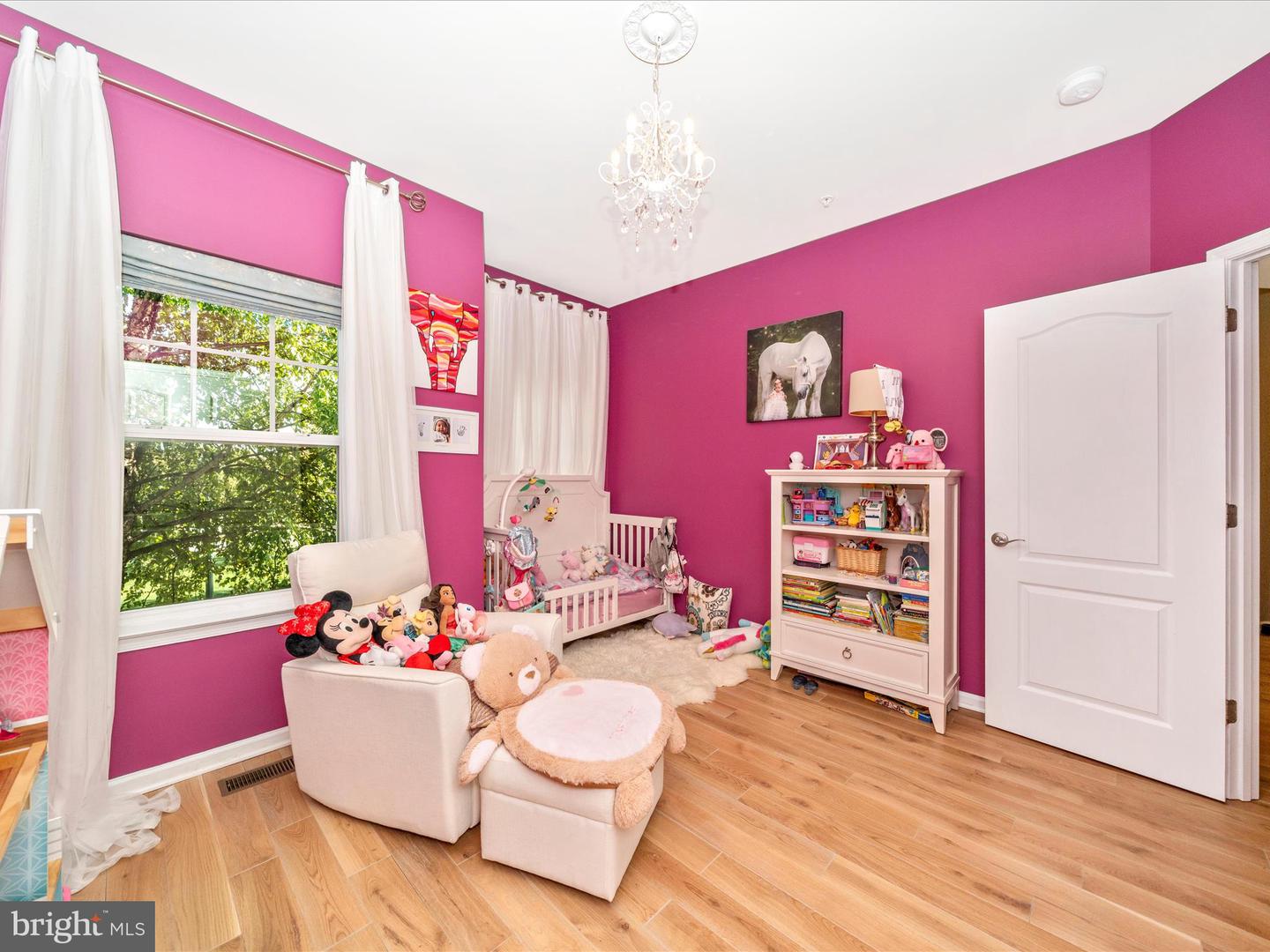 Clarksburg, Maryland, 20871, United States, 5 Bedrooms Bedrooms, ,4 BathroomsBathrooms,Residential,Active,1967123