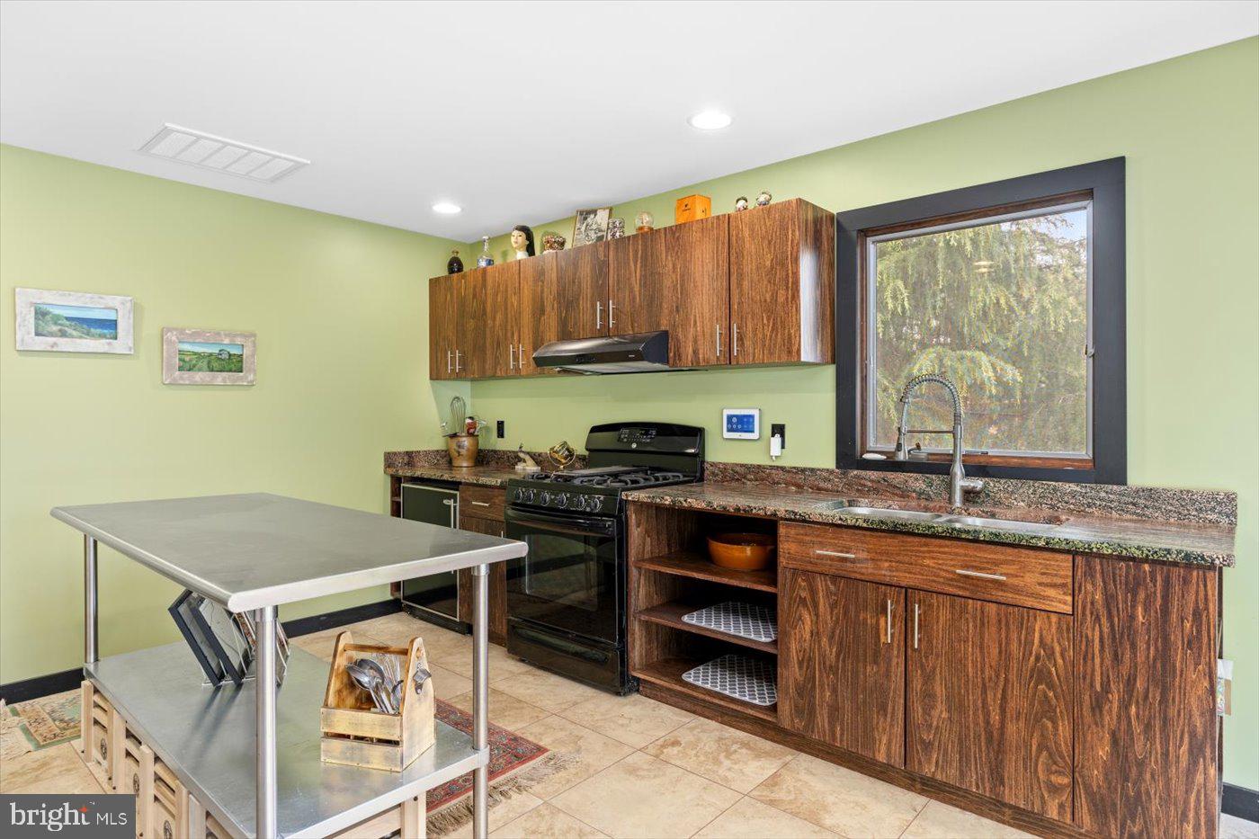 Rhoadesville, Virginia, 22542, United States, 3 Bedrooms Bedrooms, ,3 BathroomsBathrooms,Residential,Active,1769999