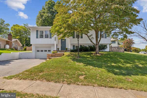 300 ORCHARD CIR, HAMILTON, VA 20158 - Image 1