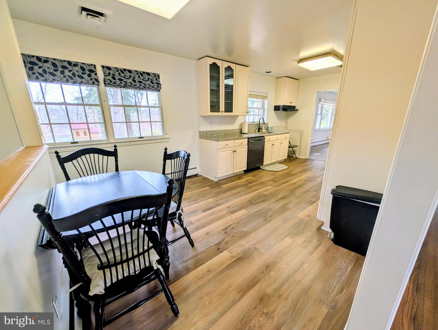 Annapolis, Maryland, 21401, United States, 4 Bedrooms Bedrooms, ,2 BathroomsBathrooms,Residential,Active,2011438