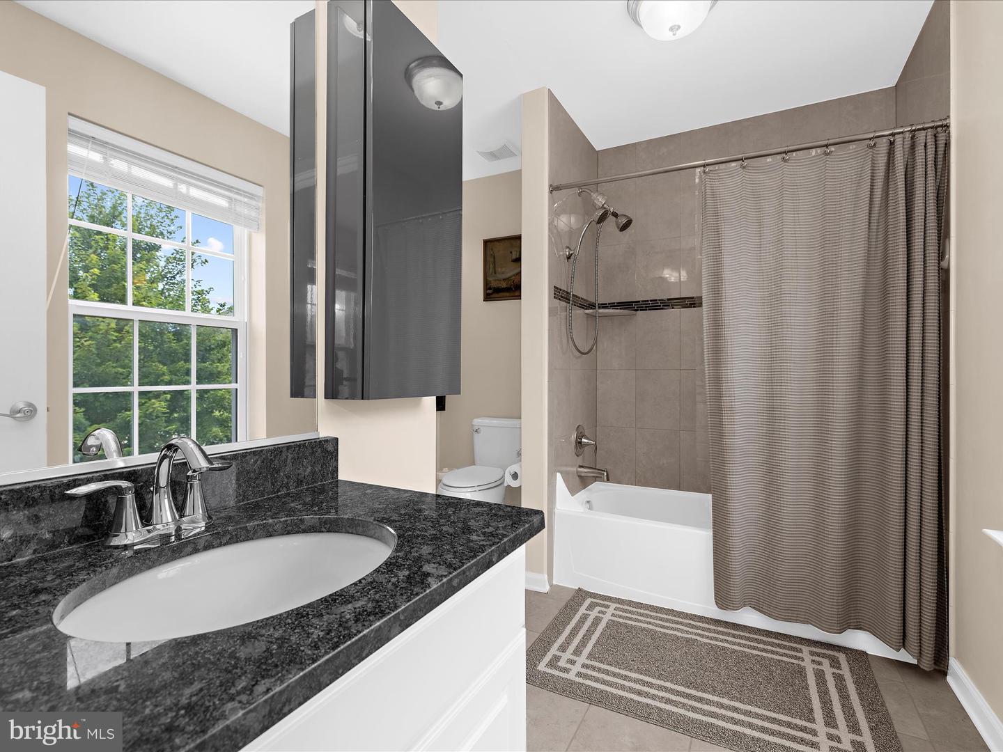 Ellicott City, Maryland, 21042, United States, 6 Bedrooms Bedrooms, ,5 BathroomsBathrooms,Residential,Active,1914763