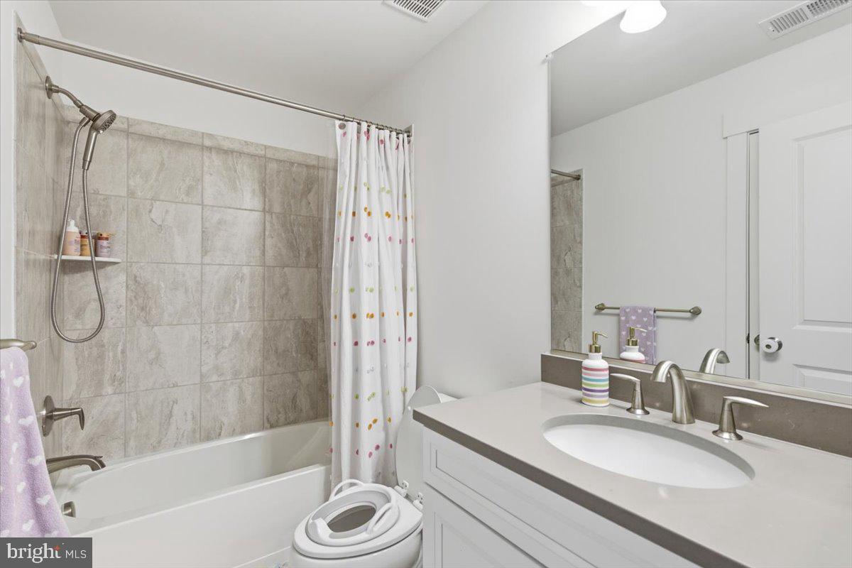 Gambrills, Maryland, 21054, United States, 5 Bedrooms Bedrooms, ,5 BathroomsBathrooms,Residential,Active,2044199