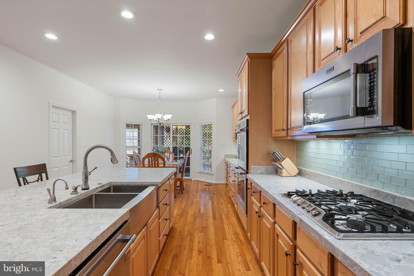 Springfield, Virginia, 22153, United States, 6 Bedrooms Bedrooms, ,6 BathroomsBathrooms,Residential,Active,2044593