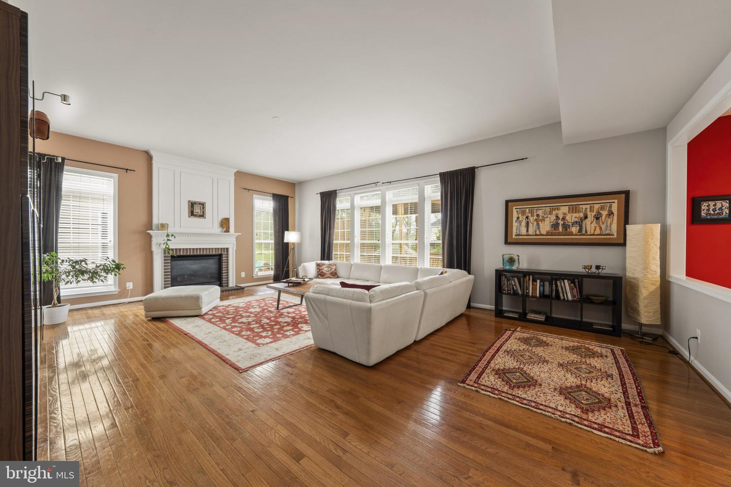 Chantilly, Virginia, 20152, United States, 5 Bedrooms Bedrooms, ,5 BathroomsBathrooms,Residential,Active,2028525