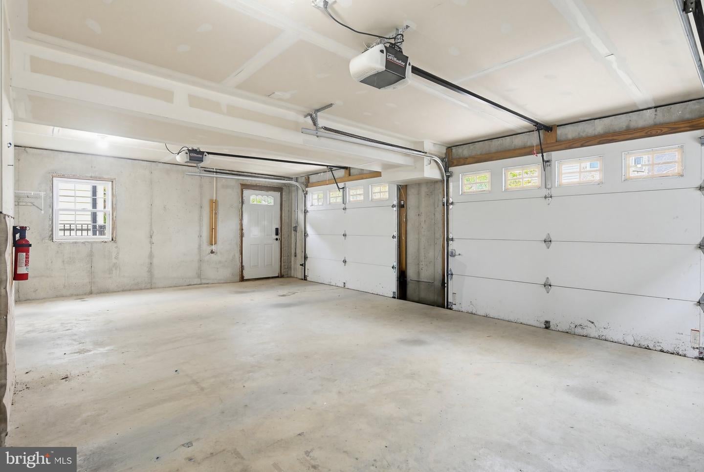 Edgewater, Maryland, 21037, United States, 3 Bedrooms Bedrooms, ,3 BathroomsBathrooms,Residential,Active,2028218
