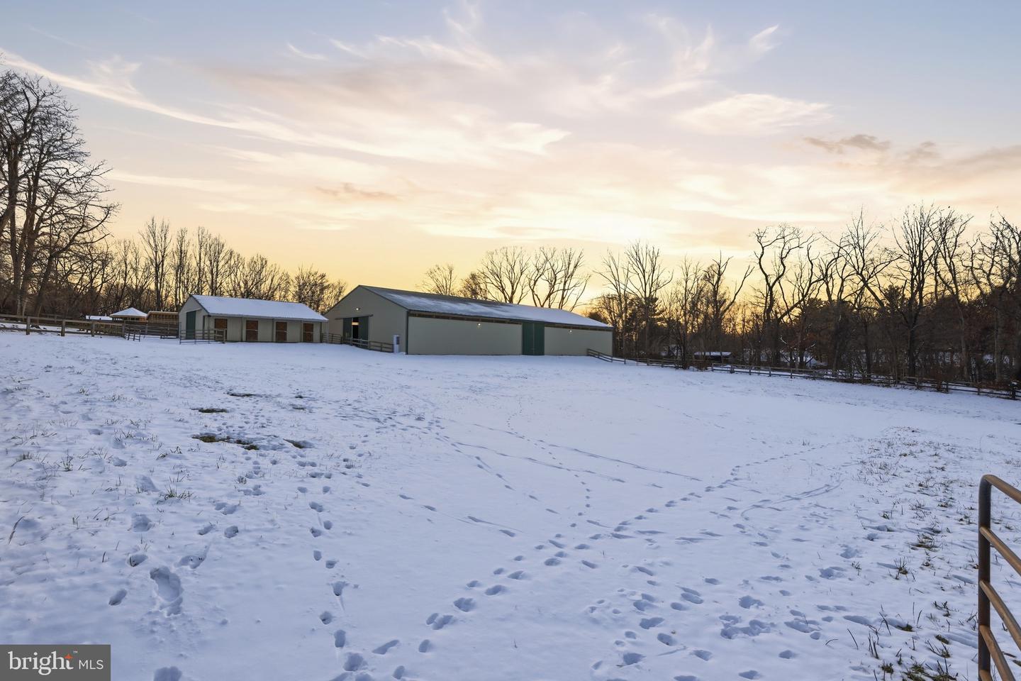 Clarksburg, Maryland, 20871, United States, 5 Bedrooms Bedrooms, ,3 BathroomsBathrooms,Residential,Active,1996277