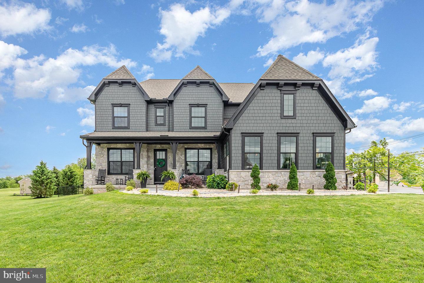 Mechanicsburg, Pennsylvania, 17050, United States, 5 Bedrooms Bedrooms, ,6 BathroomsBathrooms,Residential,Active,1905048