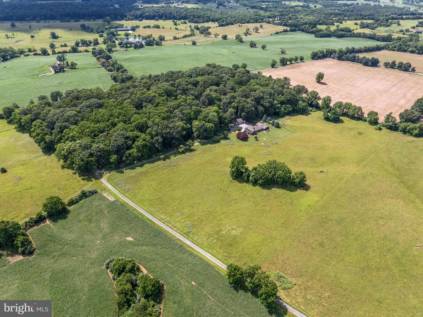 Berryville, Virginia, 22611, United States, 4 Bedrooms Bedrooms, ,3 BathroomsBathrooms,Residential,Active,1884871
