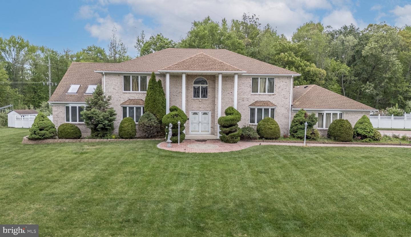 Monmouth Junction, New Jersey, 08852, United States, 5 Bedrooms Bedrooms, ,6 BathroomsBathrooms,Residential,Active,2044533