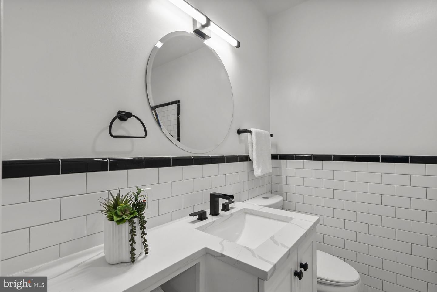 Silver Spring, Maryland, 20910, United States, 4 Bedrooms Bedrooms, ,4 BathroomsBathrooms,Residential,Active,2012220