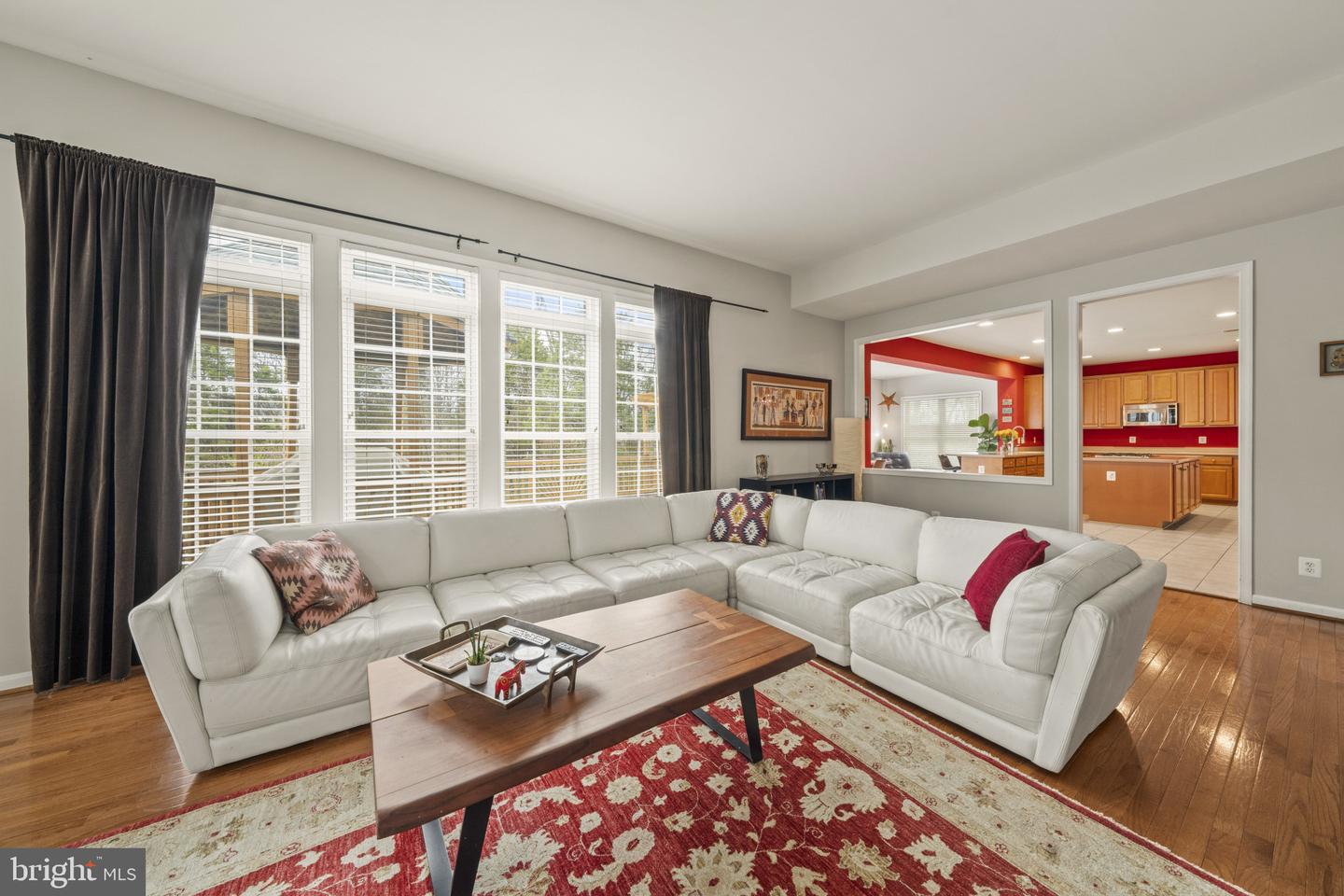 Chantilly, Virginia, 20152, United States, 5 Bedrooms Bedrooms, ,5 BathroomsBathrooms,Residential,Active,2028525