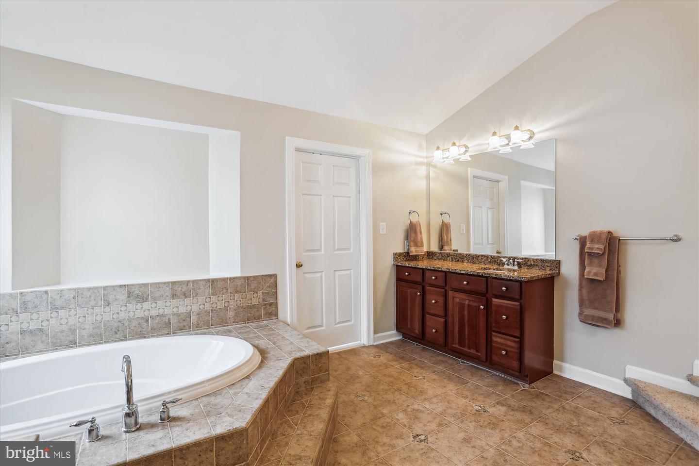 Frederick, Maryland, 21704, United States, 6 Bedrooms Bedrooms, ,4 BathroomsBathrooms,Residential,Active,1884907
