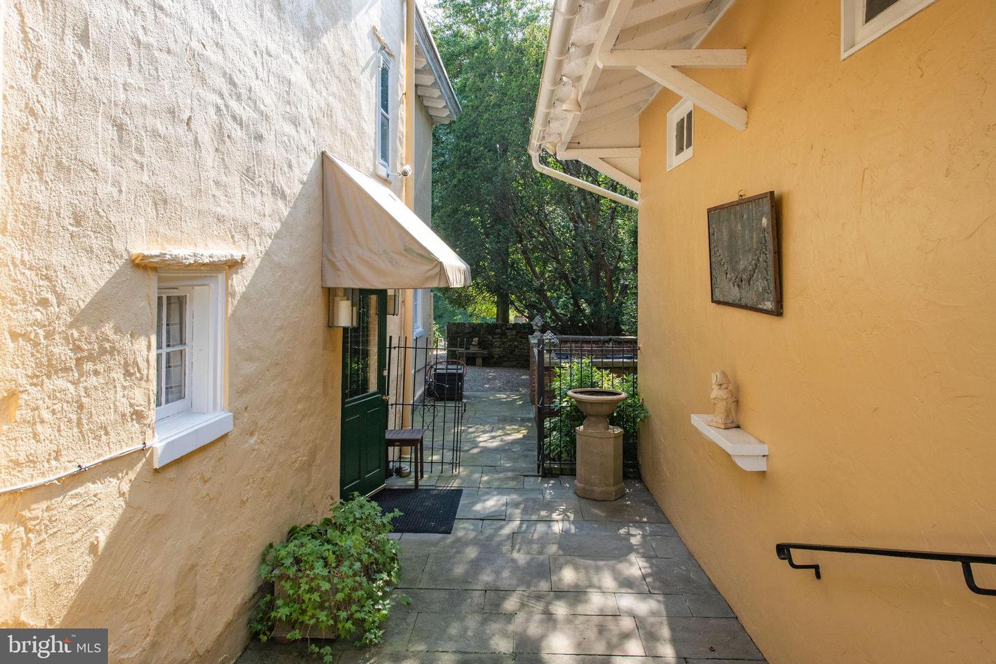 Philadelphia, Pennsylvania, 19118, United States, 2 Bedrooms Bedrooms, ,2 BathroomsBathrooms,Residential,Pending,1904167